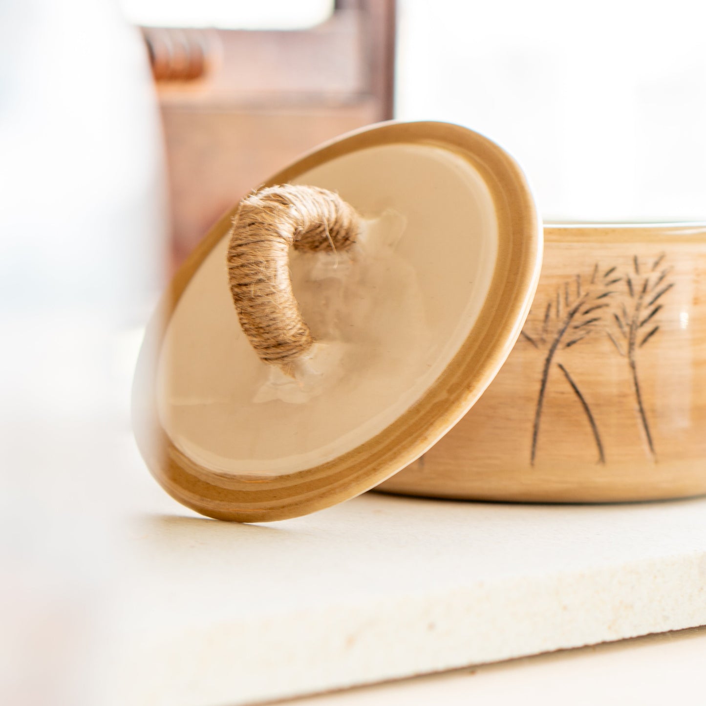 Ceramic Pot with Lid - Multipurpose Storage Box