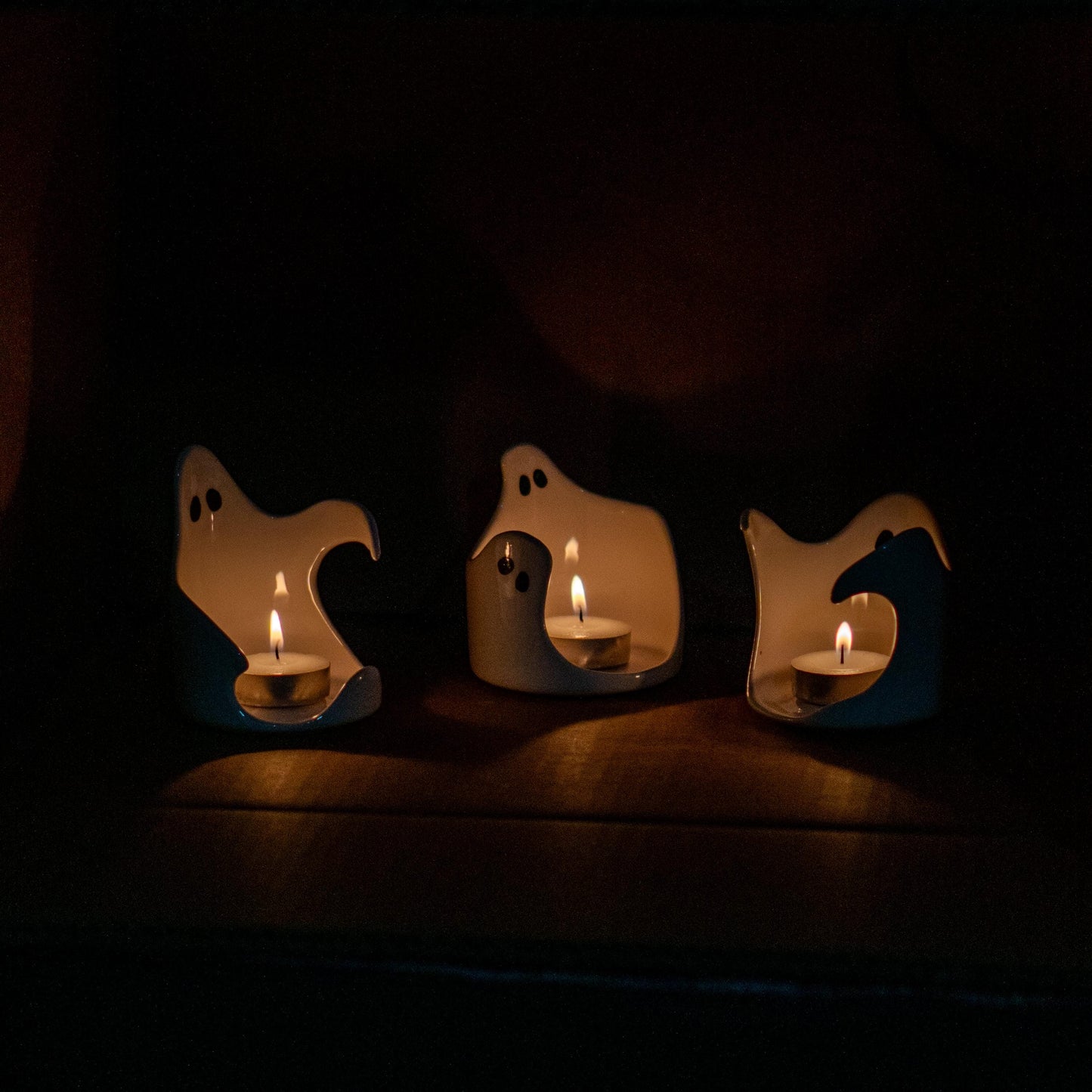Handmade Ceramic Ghost Tealight Holder Set: Spooky Halloween Decor