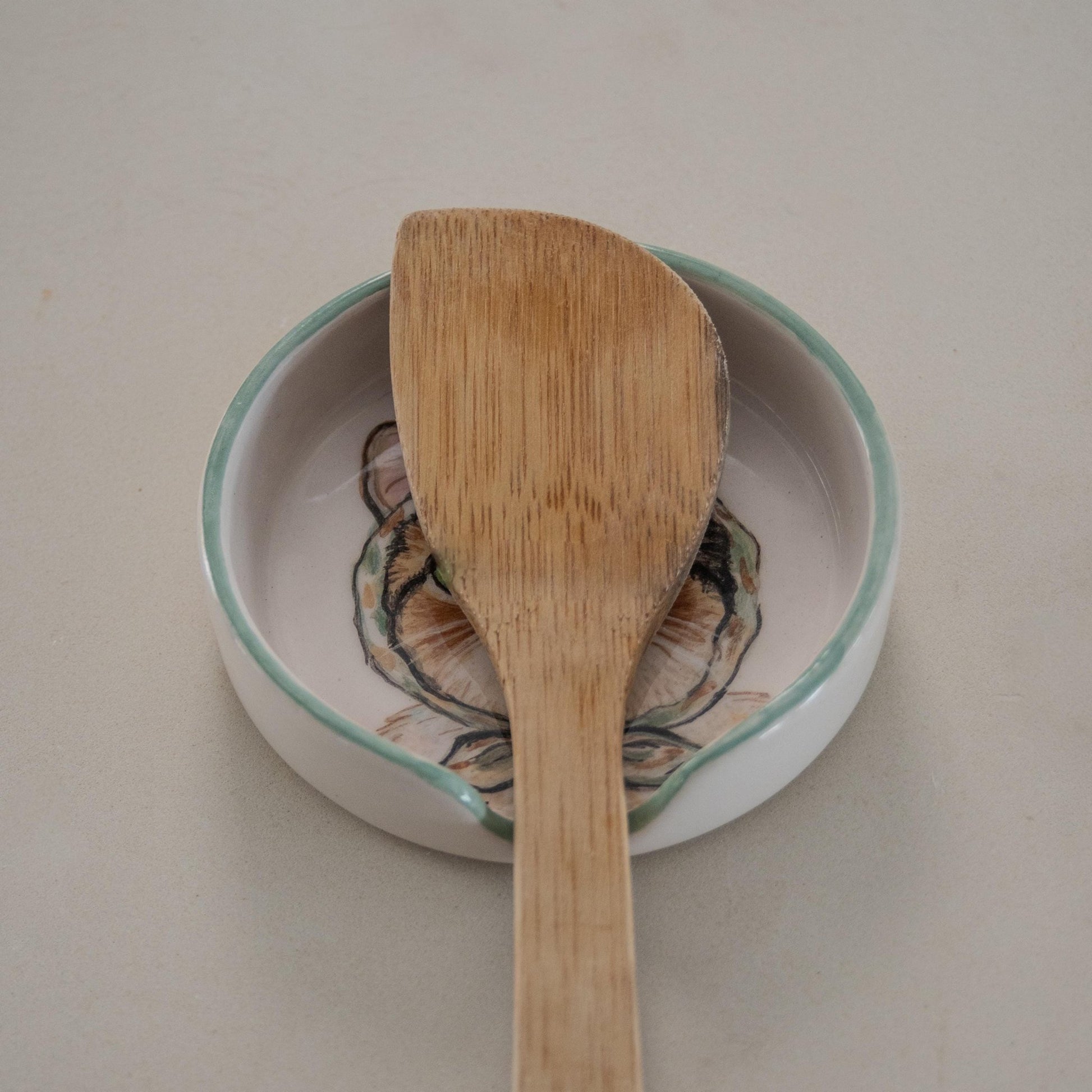 Cat Spoon Rest – Handmade Ceramic Spoon Holder, Illustrated Cat Dish, Cute Cat Kitchen Decor, Gift for Cat Lovers