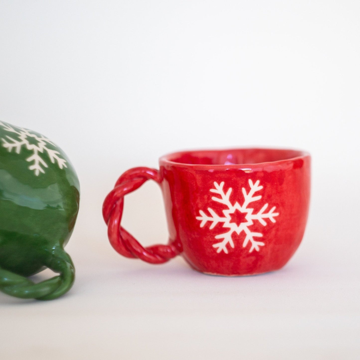 Christmas Gift Pottery Coffee Mug Tea Cup, Snowflake Decorated Mug Set