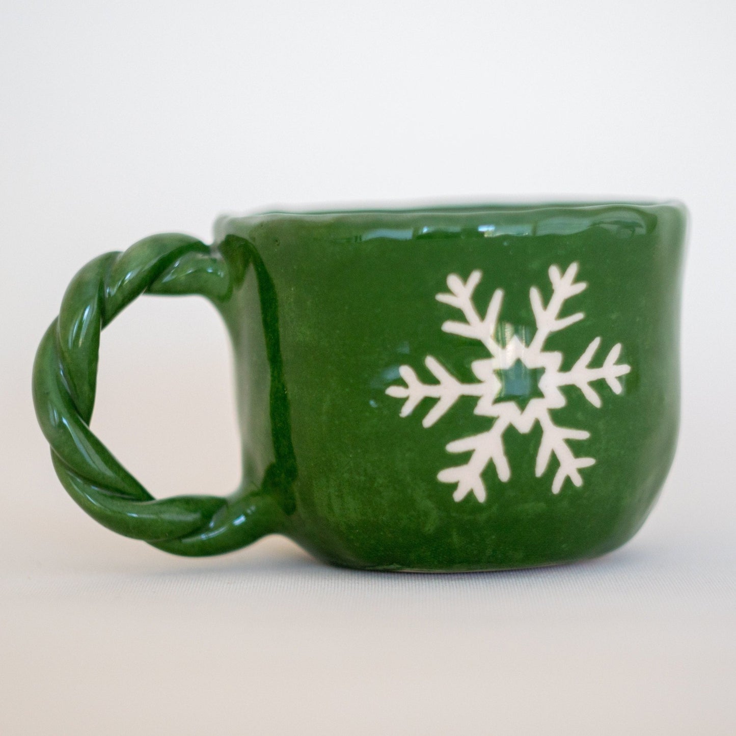 Christmas Gift Pottery Coffee Mug Tea Cup, Snowflake Decorated Mug Set