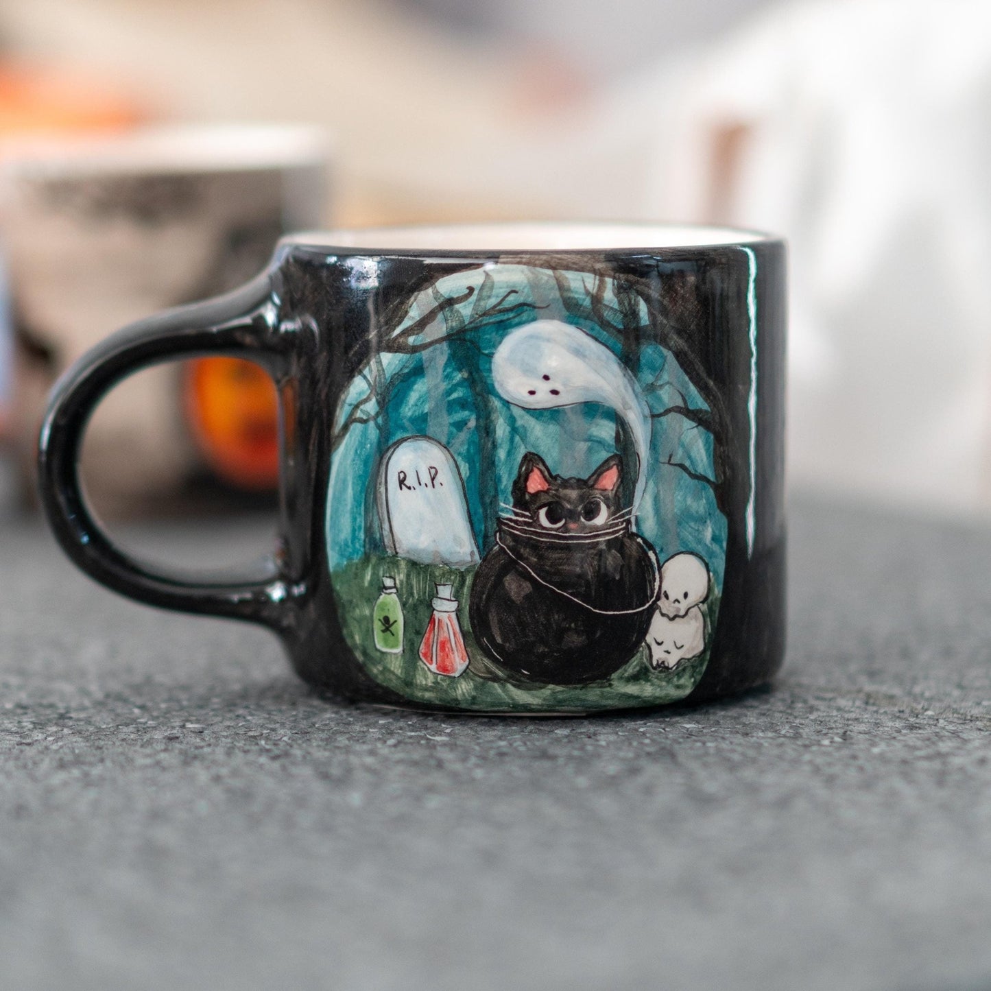 Halloween Black Cat Mug - Hand-Painted Ceramic Mug with Ghost and Potion Design, Spooky Witch Cauldron Coffee Cup, Halloween Decor