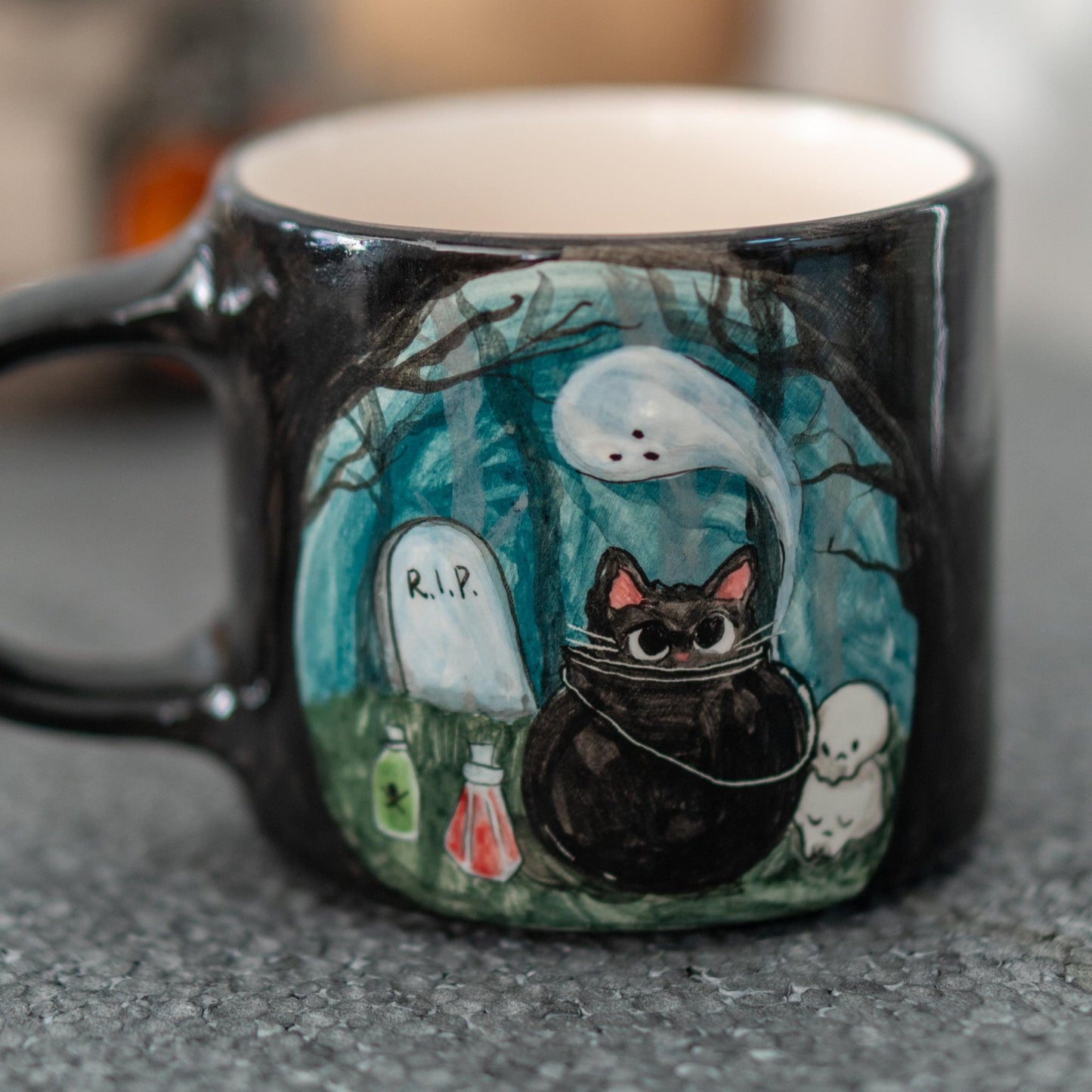 Halloween Black Cat Mug - Hand-Painted Ceramic Mug with Ghost and Potion Design, Spooky Witch Cauldron Coffee Cup, Halloween Decor