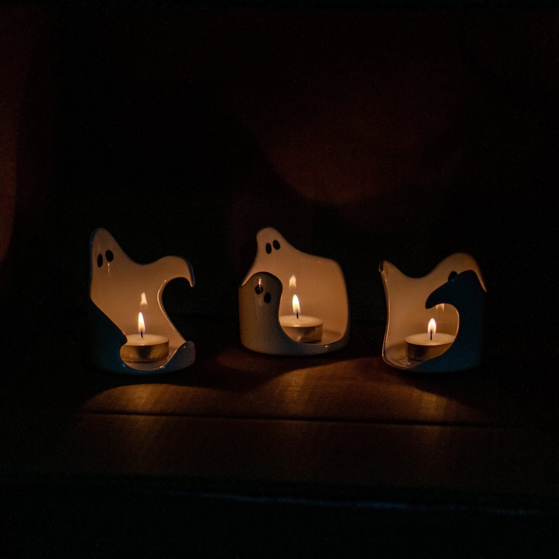 Handmade Ceramic Ghost Tealight Holder Set: Spooky Halloween Decor