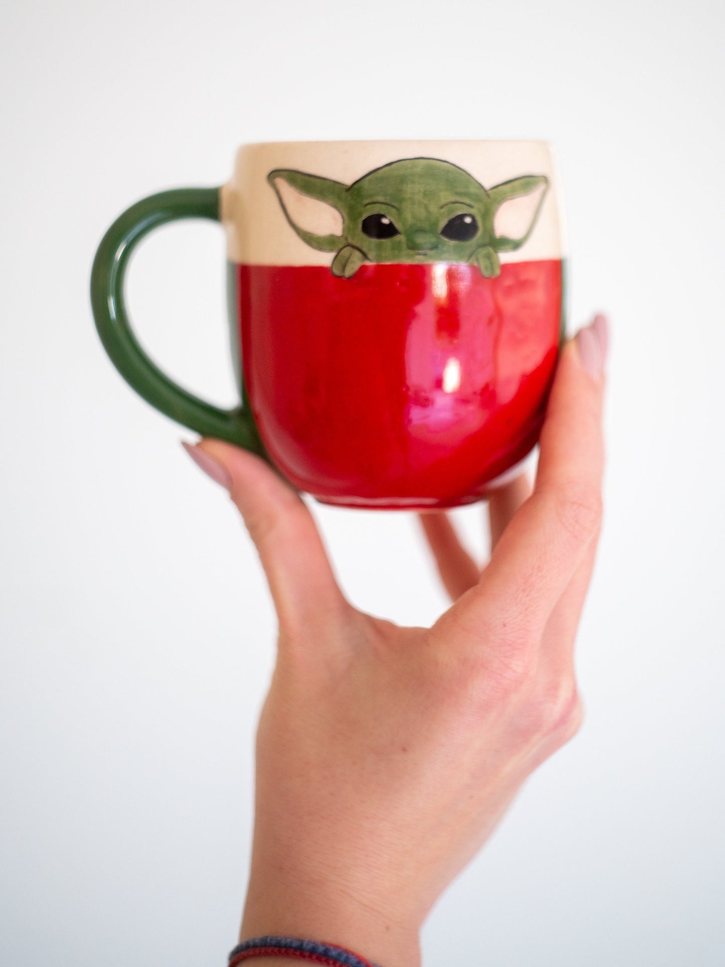 Star Wars Themed Baby Yoda Coffee Cup – Ideal Gift for Sci-Fi Enthusiasts