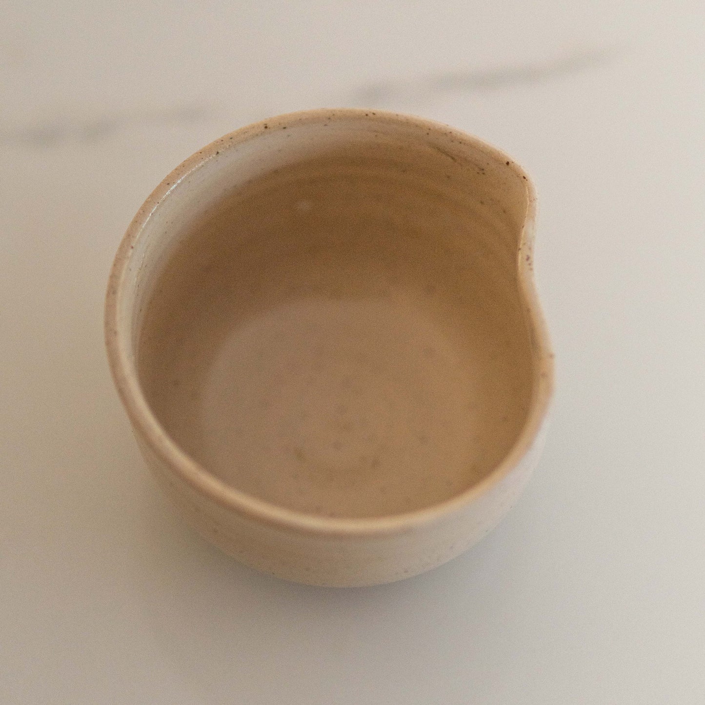 Handmade Ramen Bowl - Authentic Stoneware Bowl for Noodle Lovers