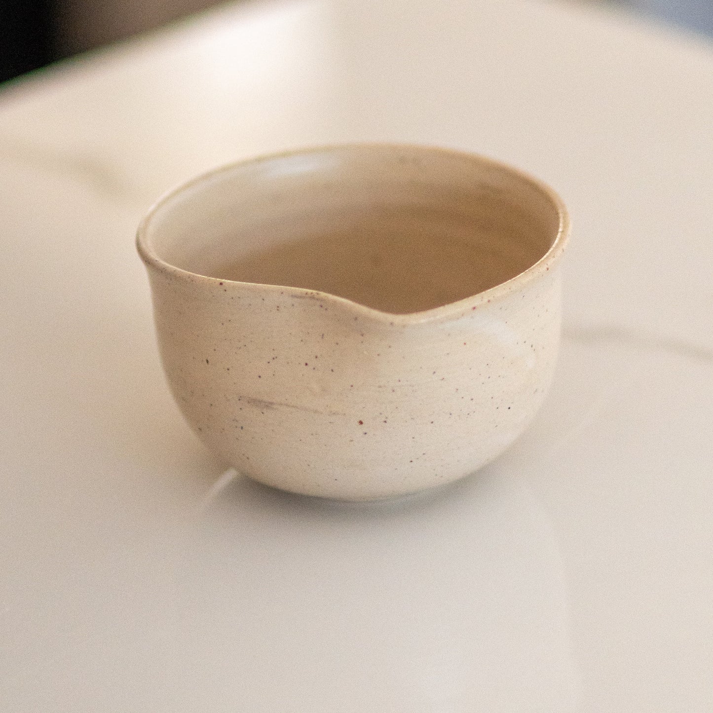 Handmade Ramen Bowl - Authentic Stoneware Bowl for Noodle Lovers