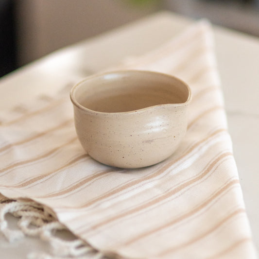 Handmade Ramen Bowl - Authentic Stoneware Bowl for Noodle Lovers