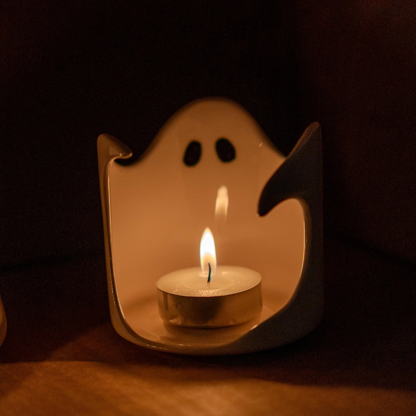 Handmade Ceramic Ghost Tealight Holder Set: Spooky Halloween Decor