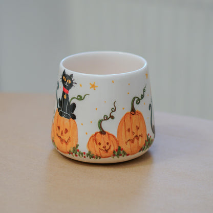 Halloween Cat Mug: Pumpkin & Witchy Design, Seasonal Gift
