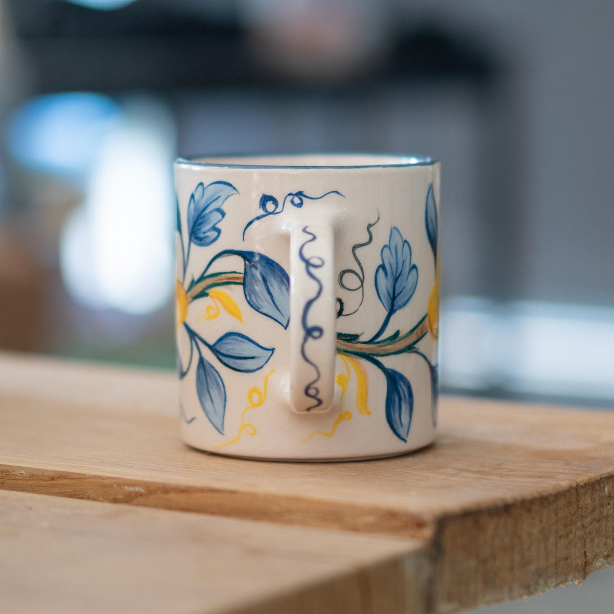 Vibrant Lemon Design Pottery Mug