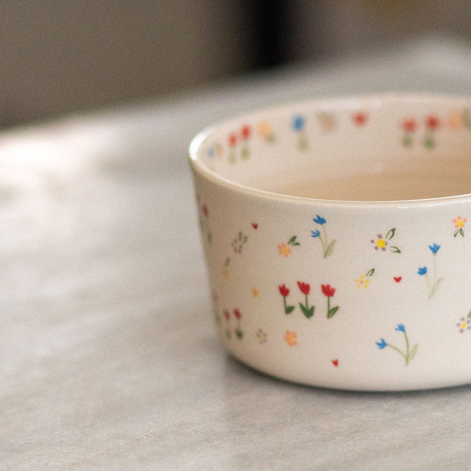 Vibrant Pasta Bowl - Fruit Plate - Handcrafted Floral Dinnerware for Colorful Dining Experience